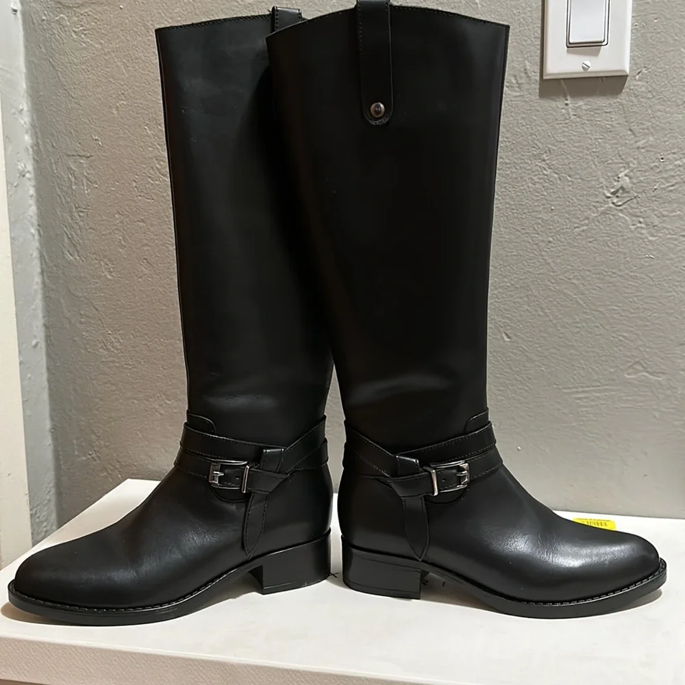 Chelsea & Violet boots - Picture 4 of 10